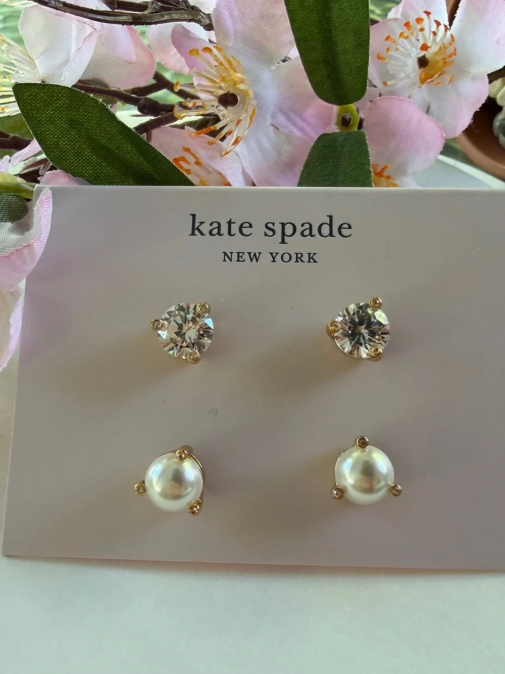 🐼 kate spade Gold Crystal and Pearl Stud Earring Duo - Picture 1 of 1